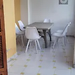 Casa Marina Sul Mare Apartment *