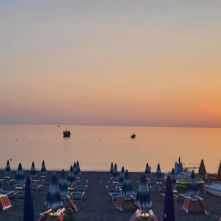 Casa Marina Sul Mare سان نيكولا أرسيلا
